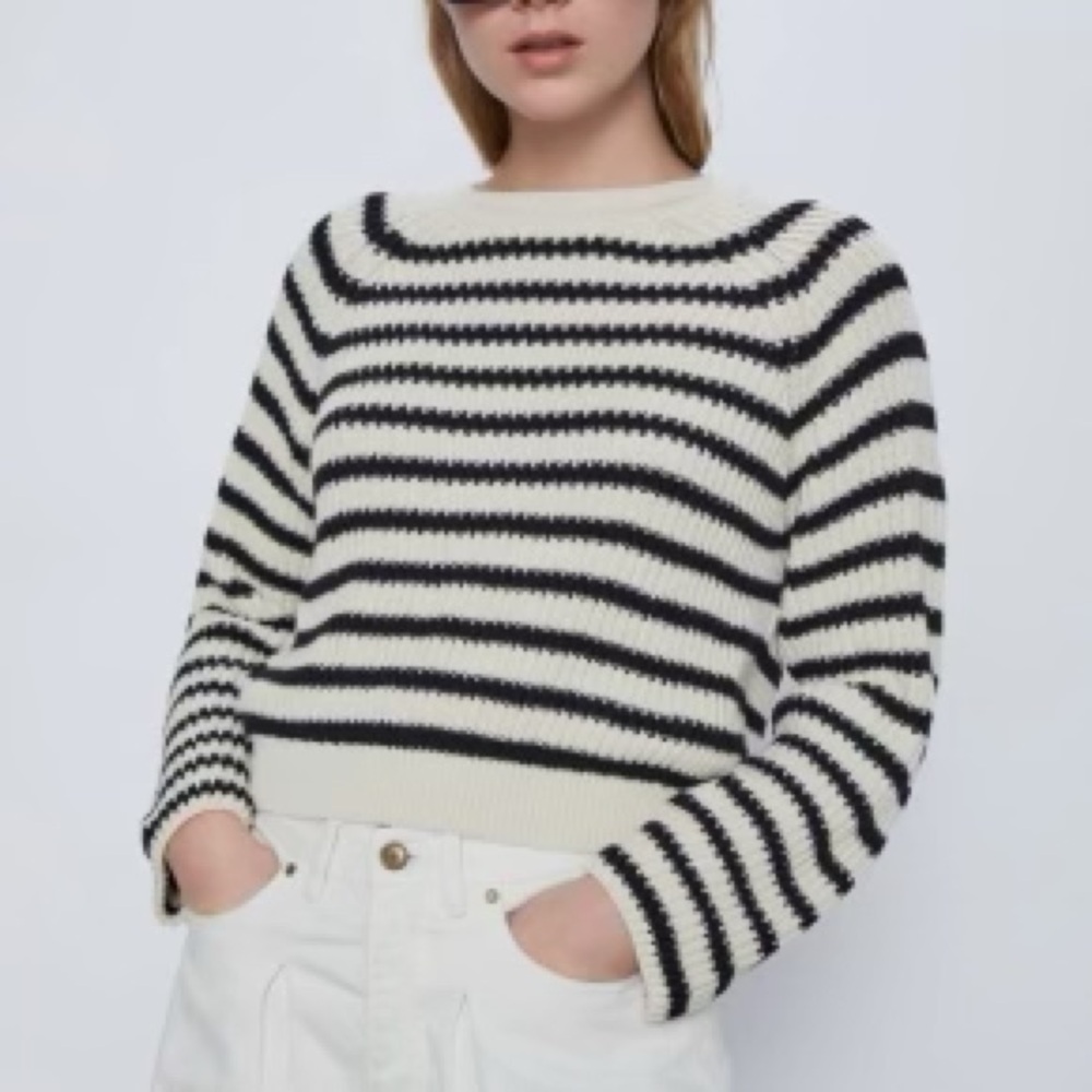 ZARA Striped Black Cream Knit Sweater Top Medium